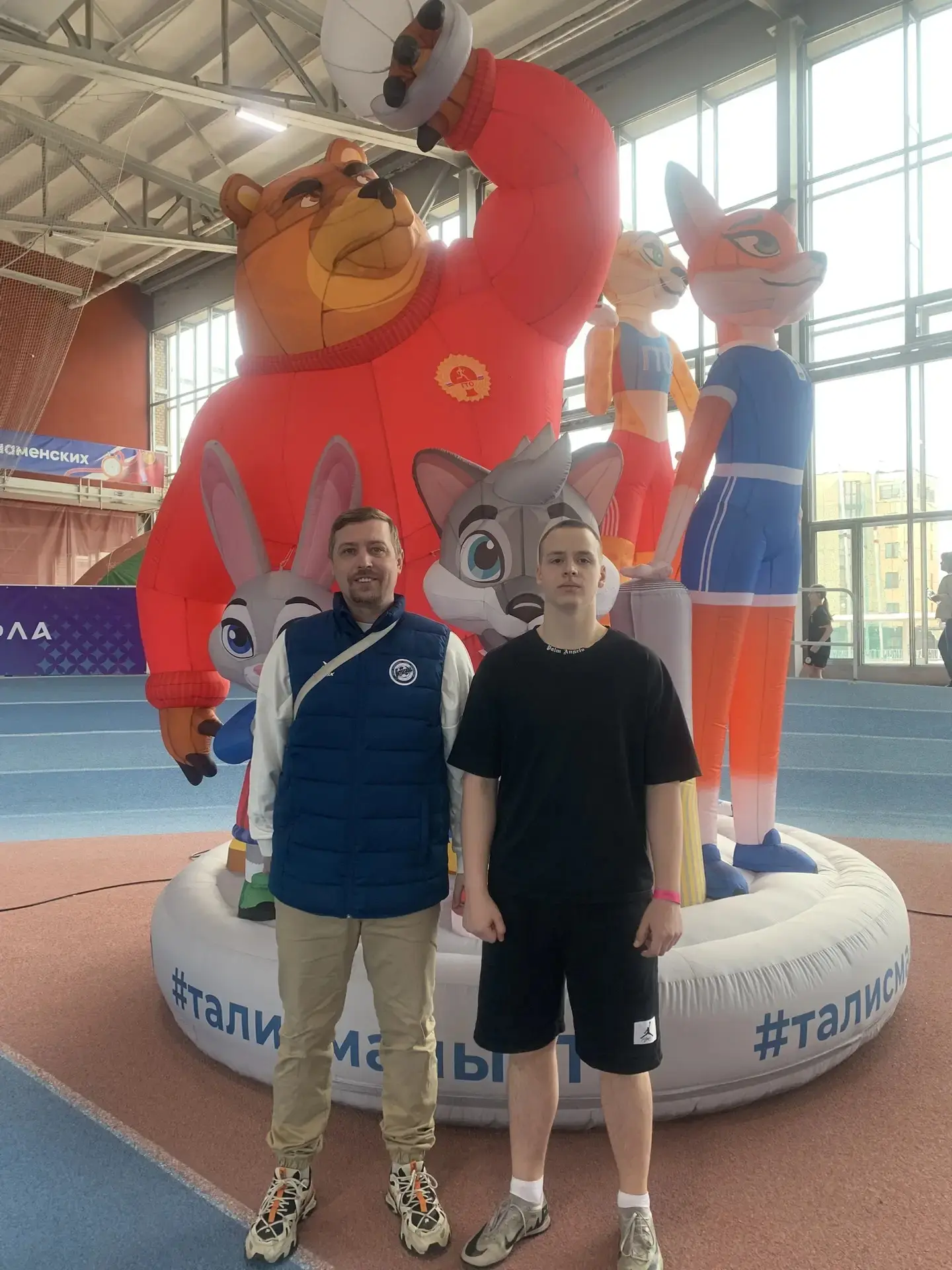 Покоряем вершины ГТО 🏆🏅  Ученик 9 класса Матвей с отделения Кржижановского принял участие в масштабн