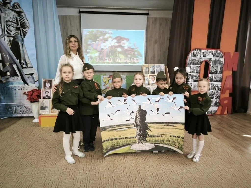 В конце сентября мы традиционно говорим «спасибо» воспитателям.