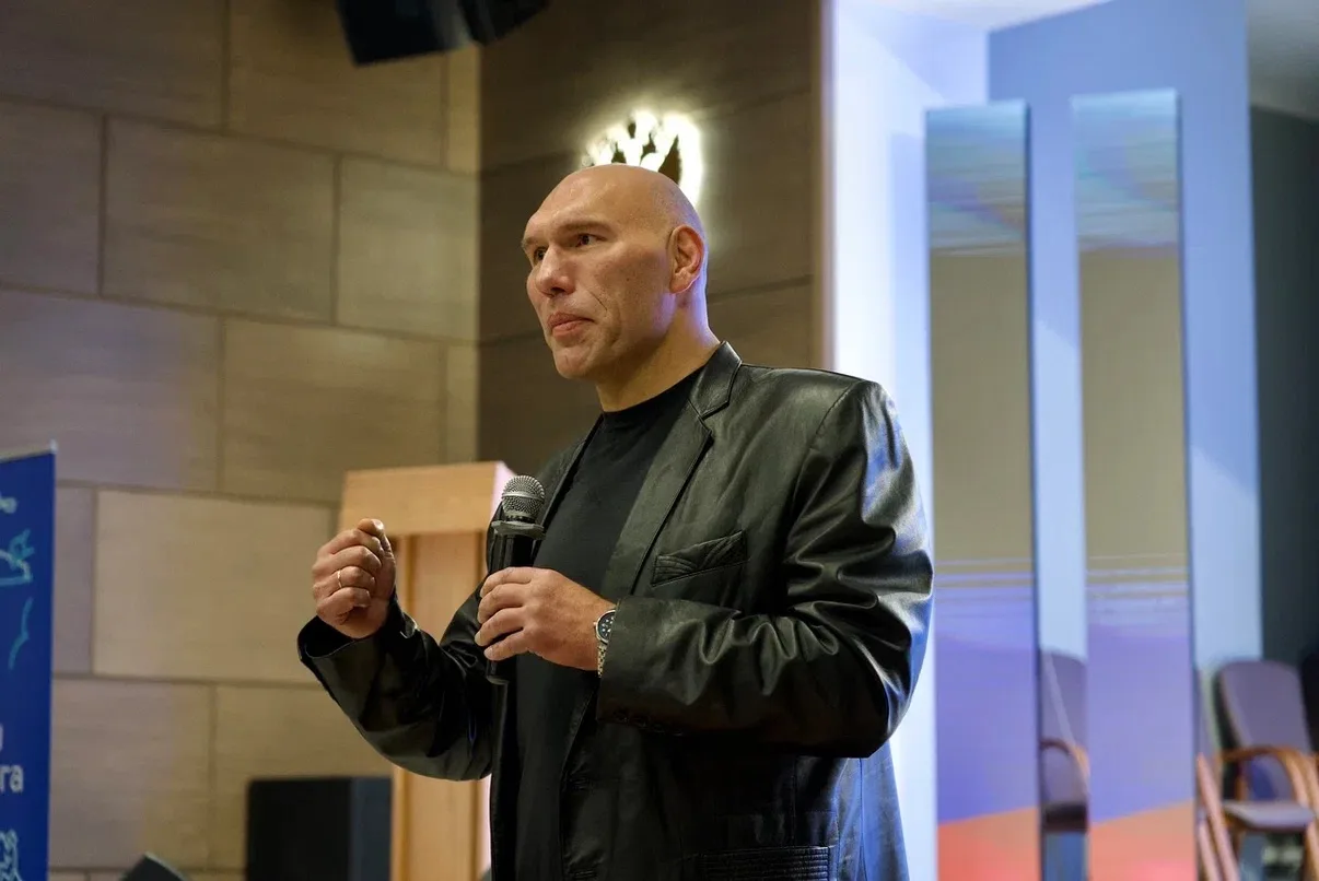 «Диалог на равных» с Николаем Валуевым