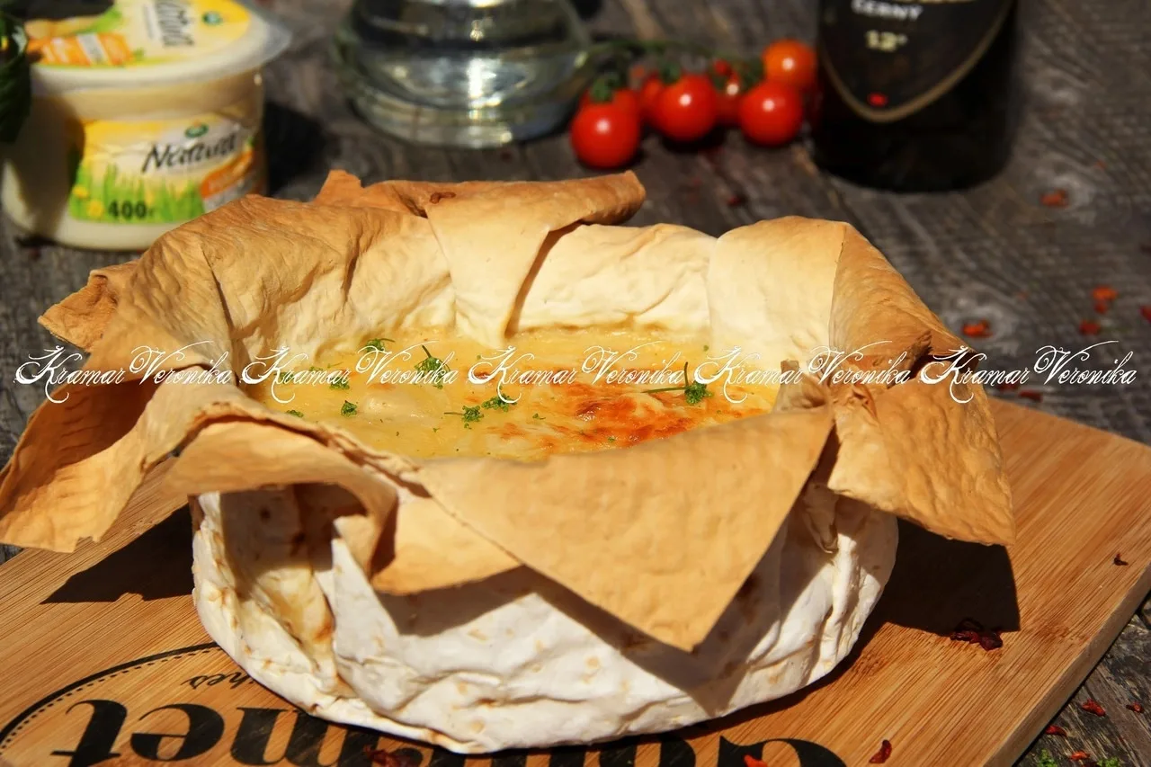 Пирог из лаваша с курицей и сыром