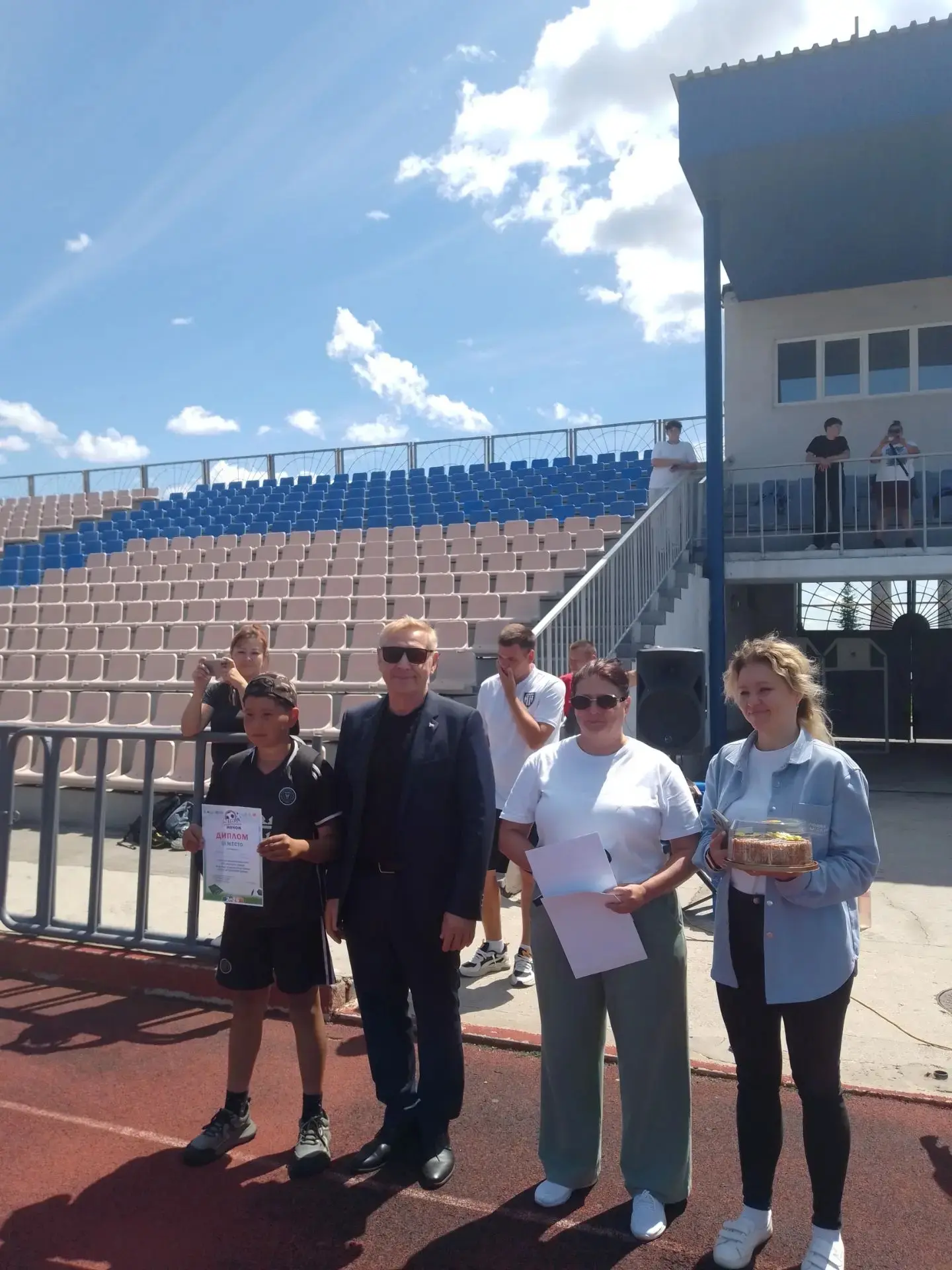 Поздравляем нашу команду! 🏆⚽️

24 июня, на центральном стадионе «Лидер» прошли захватывающие соревн