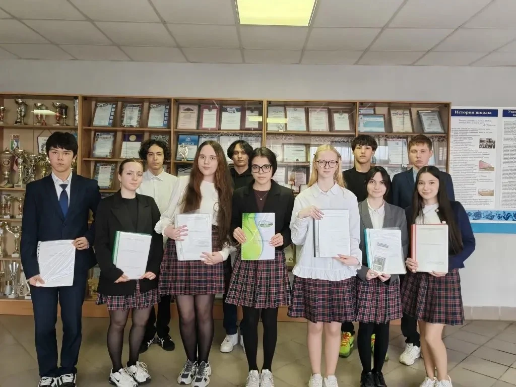 🧑‍🎓УСПЕШНАЯ ЗАЩИТА ИНДИВИДУАЛЬНЫХ ПРОЕКТОВ !  ✅28 апреля в 10г классе прошла важная для ребят дата –