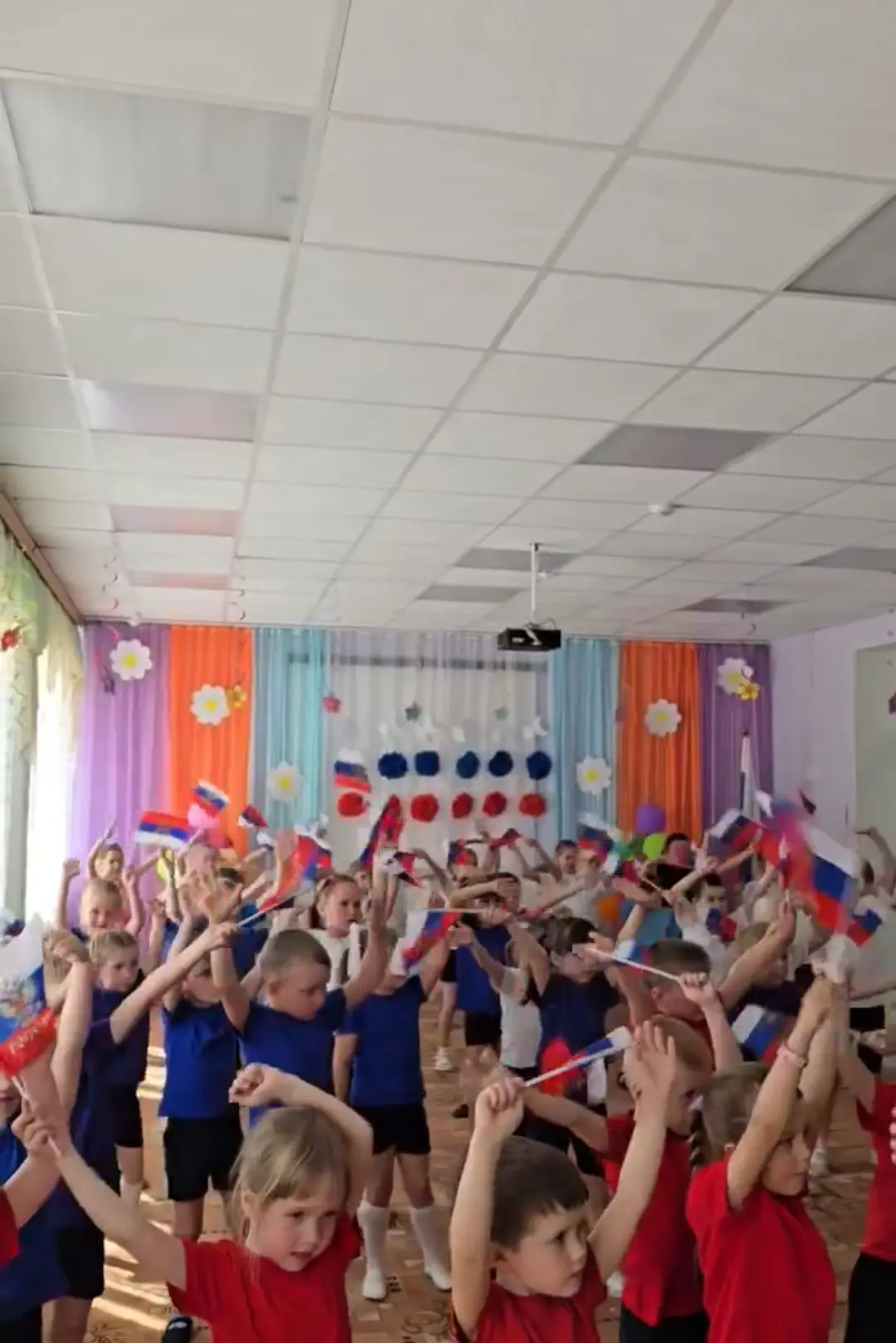 #ЛетоСПользой35
‎#ГодДошкольногоОбразования
‎#ГДОВологодскаяОбласть
‎#ГДОНикольскийОкруг
‎
‎🇷🇺 Ден