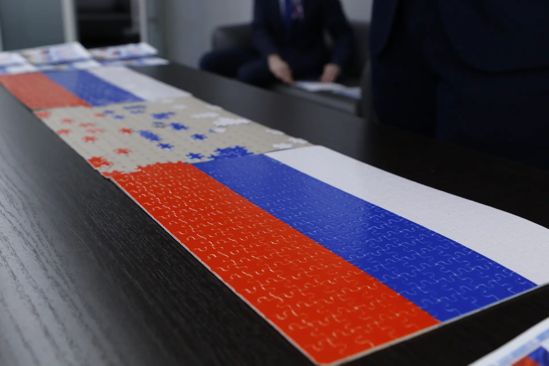 🇷🇺 В преддверии Дня Государственного флага Российской Федерации проходят праздничные ...
