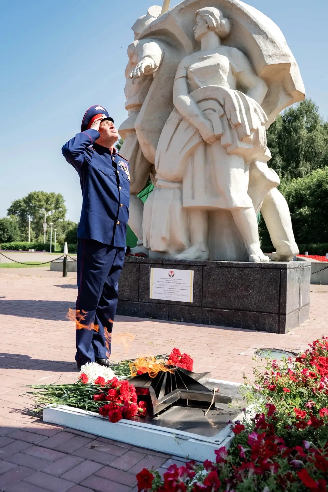 Ветеран следственных органов принял участие в почитании памяти детей – жертв войны в Донбассе

В Гла