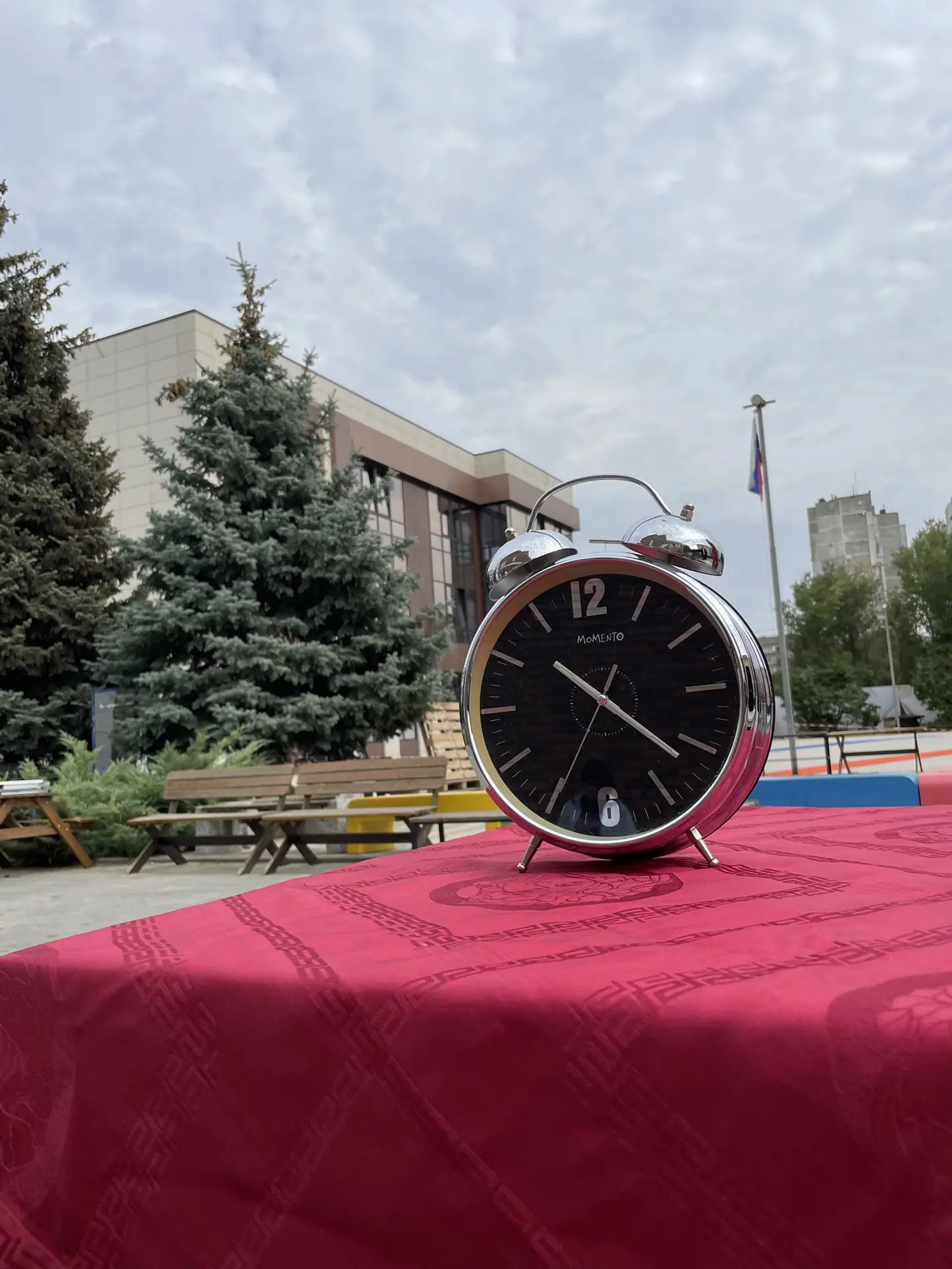 Традиция неизменна: встречаем учебный год яркой фотосессией! 😎Коллектив школы  «Поколе...