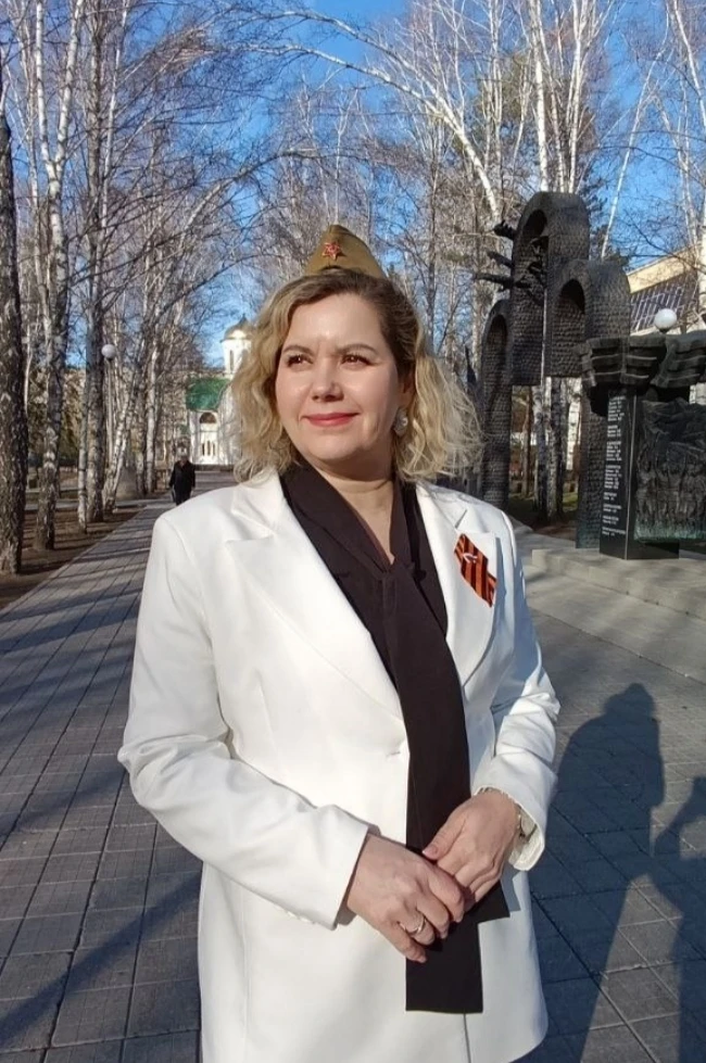 С Днём Победы!

Этот день – символ мужества, стойкости и единства нашего народа. Мы с благодарностью