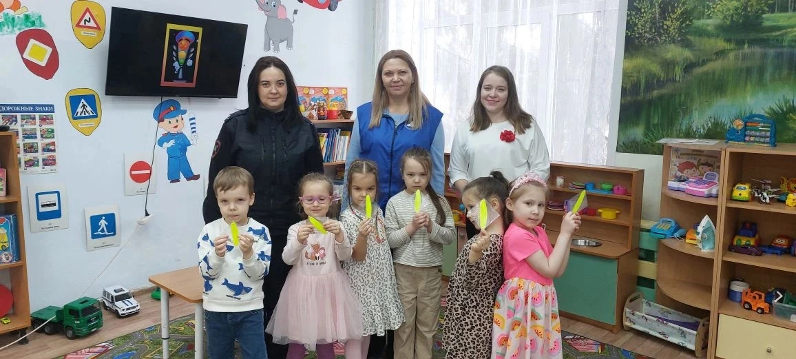 Сегодня в старшей группе прошло открытое занятие, которое посетили сотрудники Государственной инспек