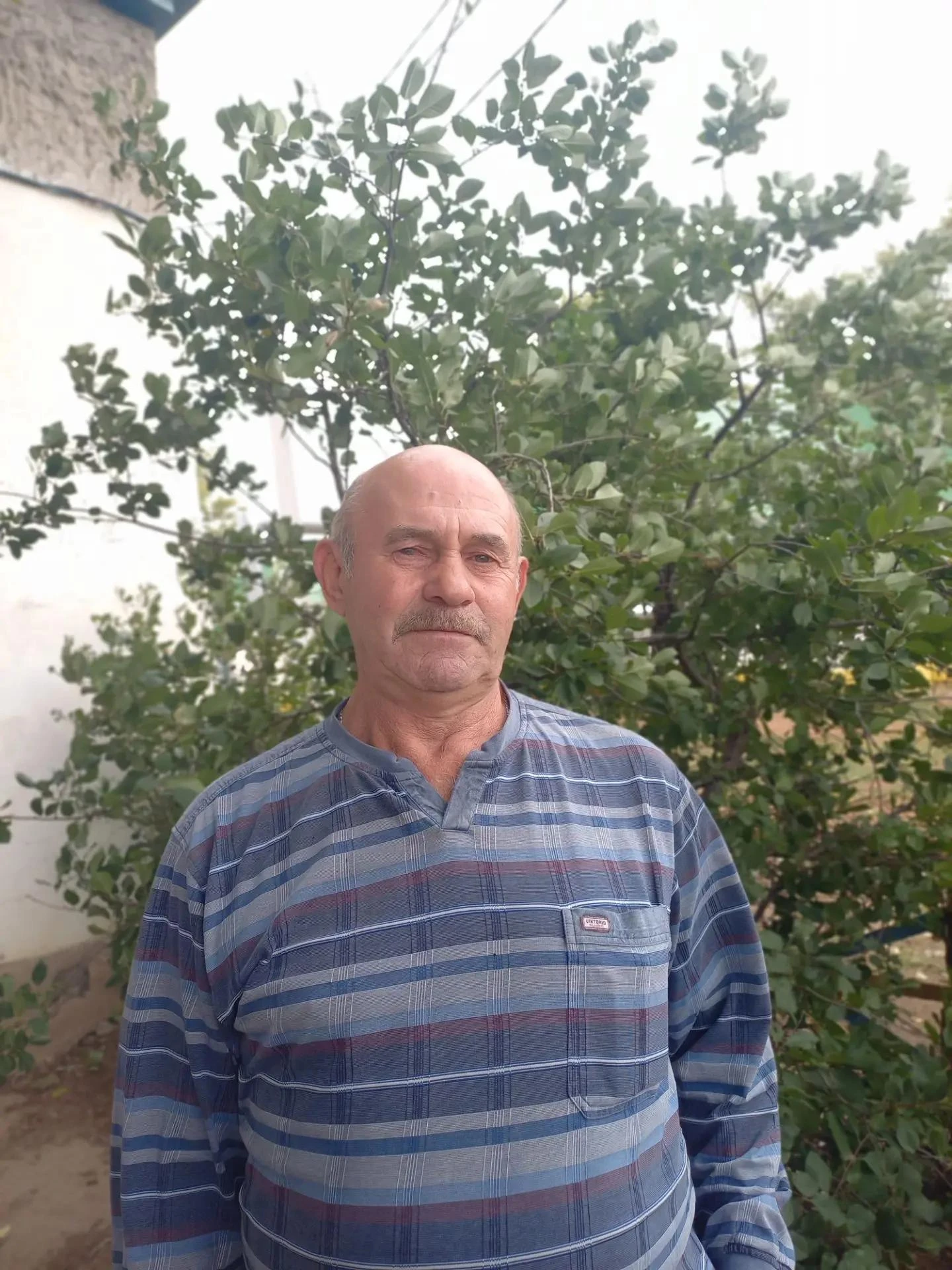 Поздравляем с юбилеем Гущина Ивана Михайловича! Пусть в жизни не будет преград для испо...