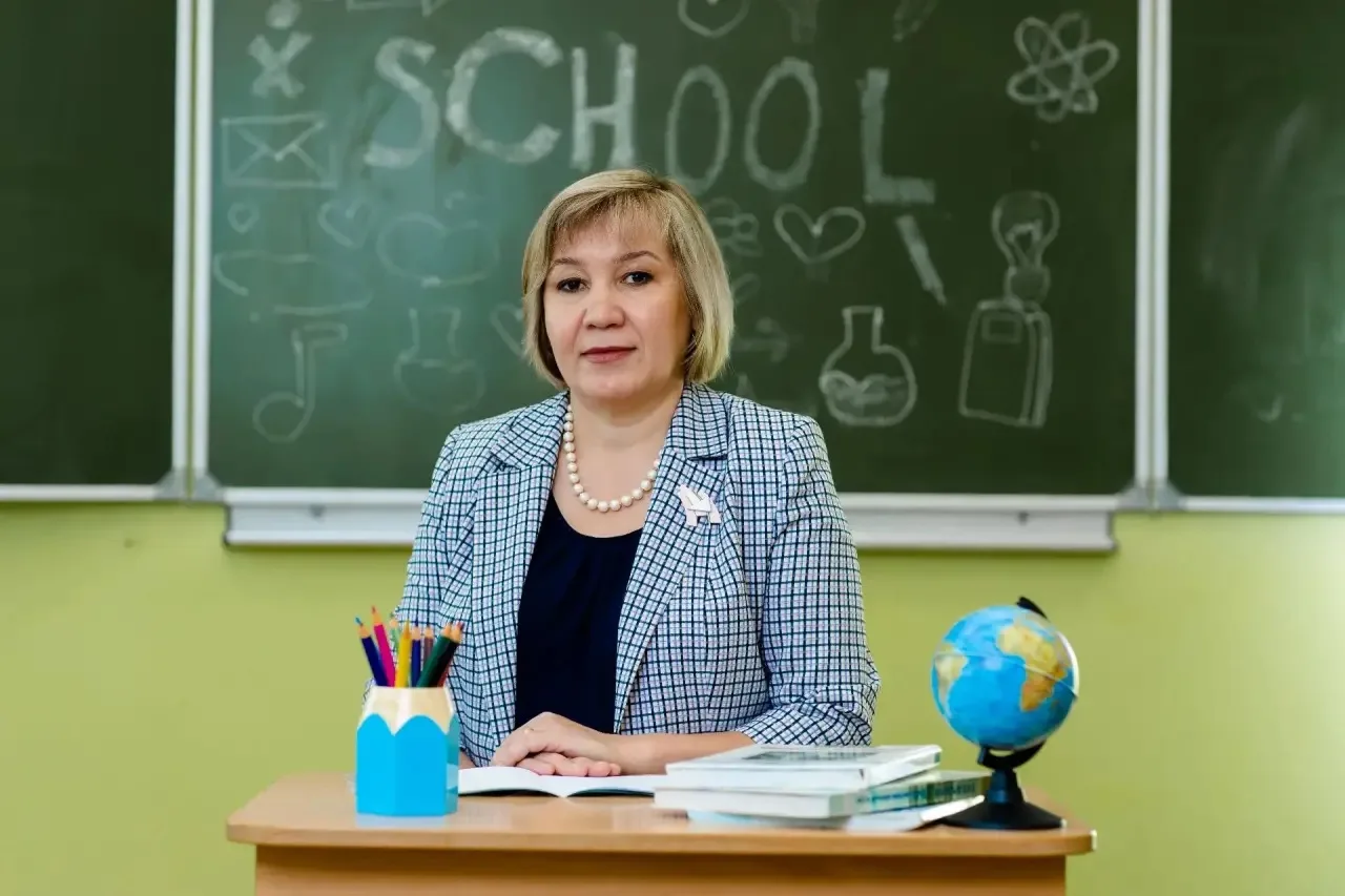 🎉 КОТЛЫЙБЫЗ!   Поздравляем с днем рождения учителя начальных классов Гафурову Танзилю Рафиковна!   Х