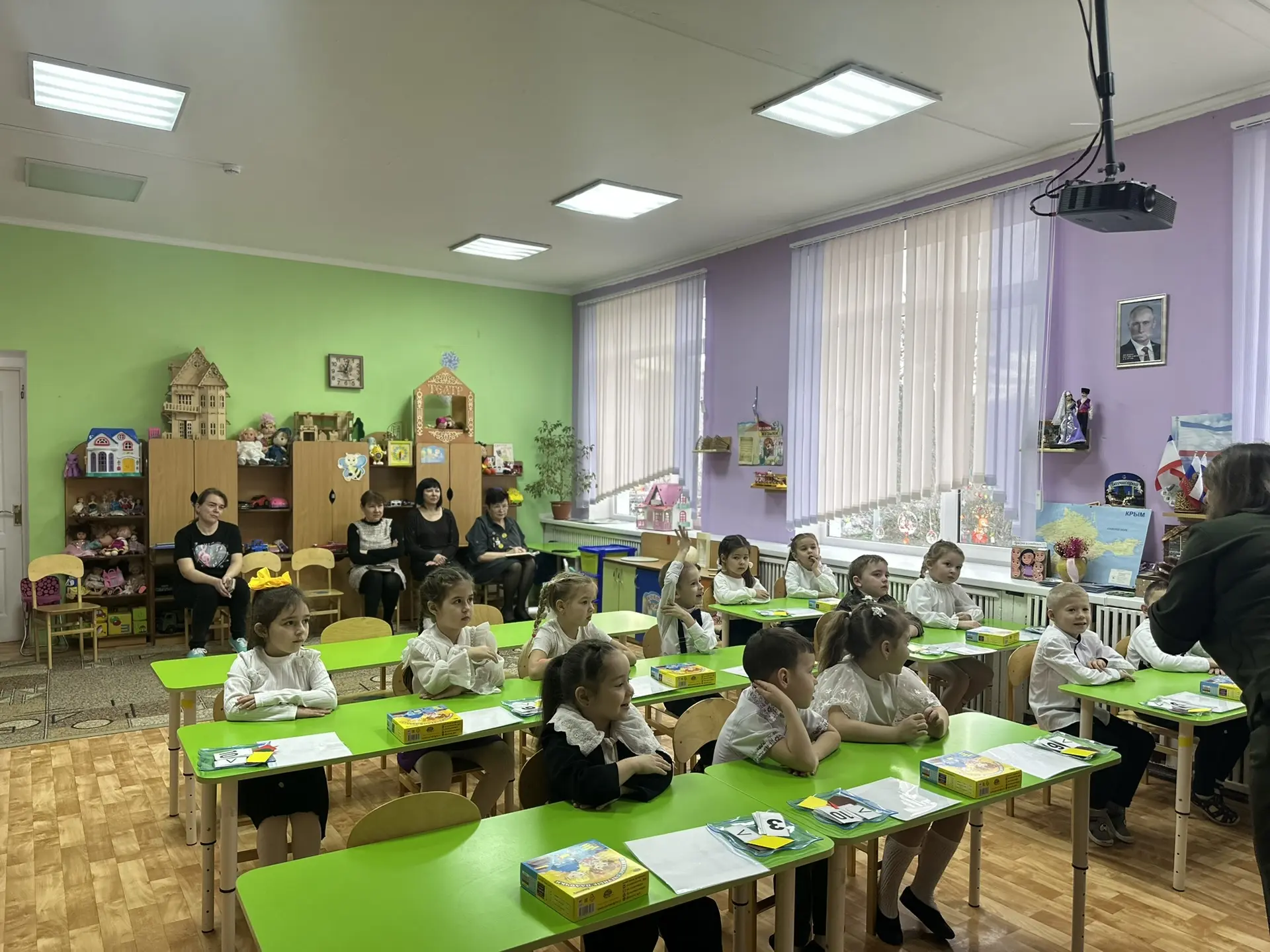 В старших группах «Светлячки» и «Пчелки» прошли итоговые занятия.