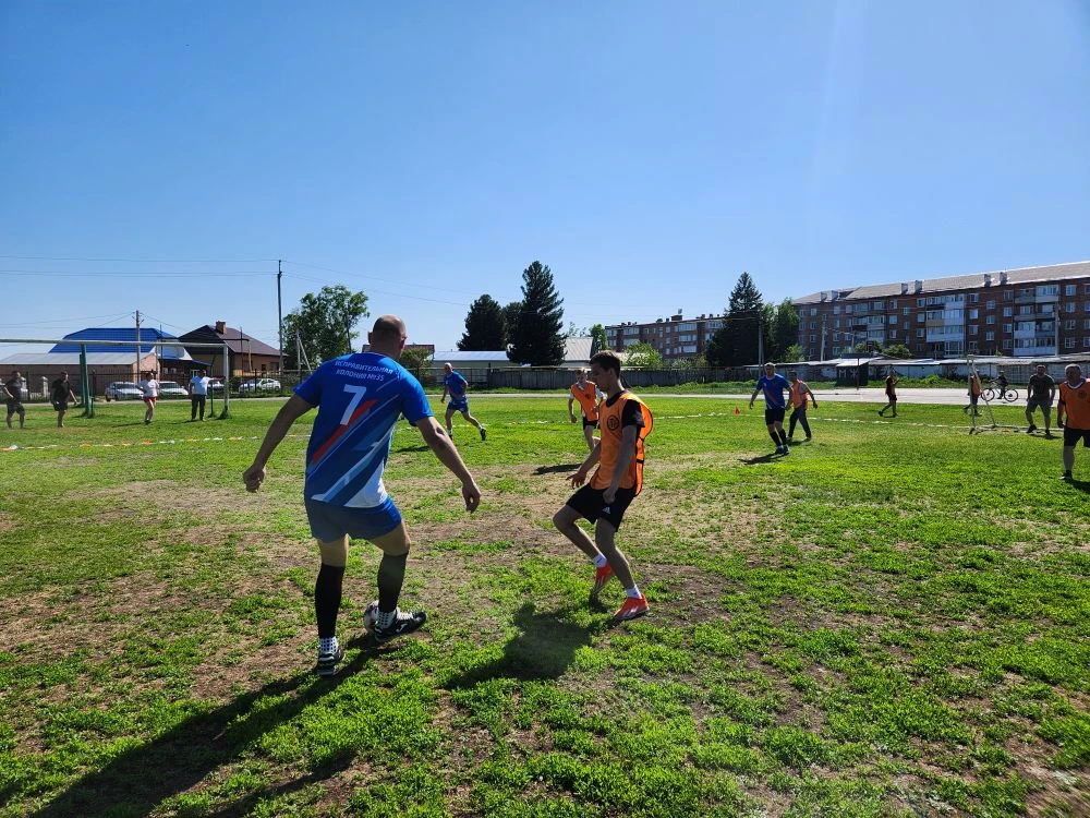 ⚽️5 июня на стадионе "Пищевик" прошли соревнования по мини-футболу по программе летней ...