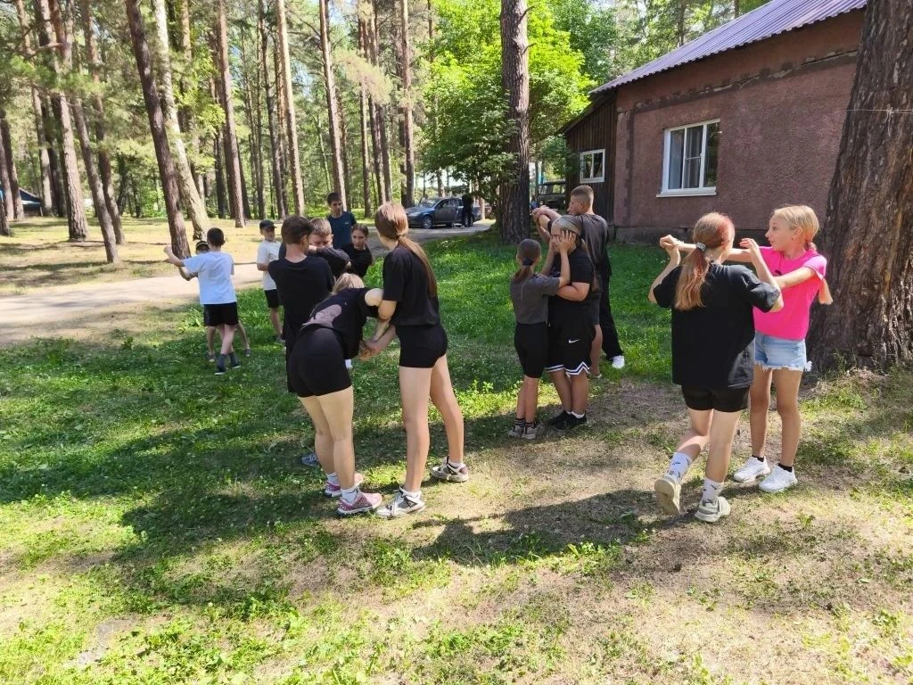 🌟 Второй день слёта футболистов, юнармейцев и отличников-активистов: день, полный событий был прост