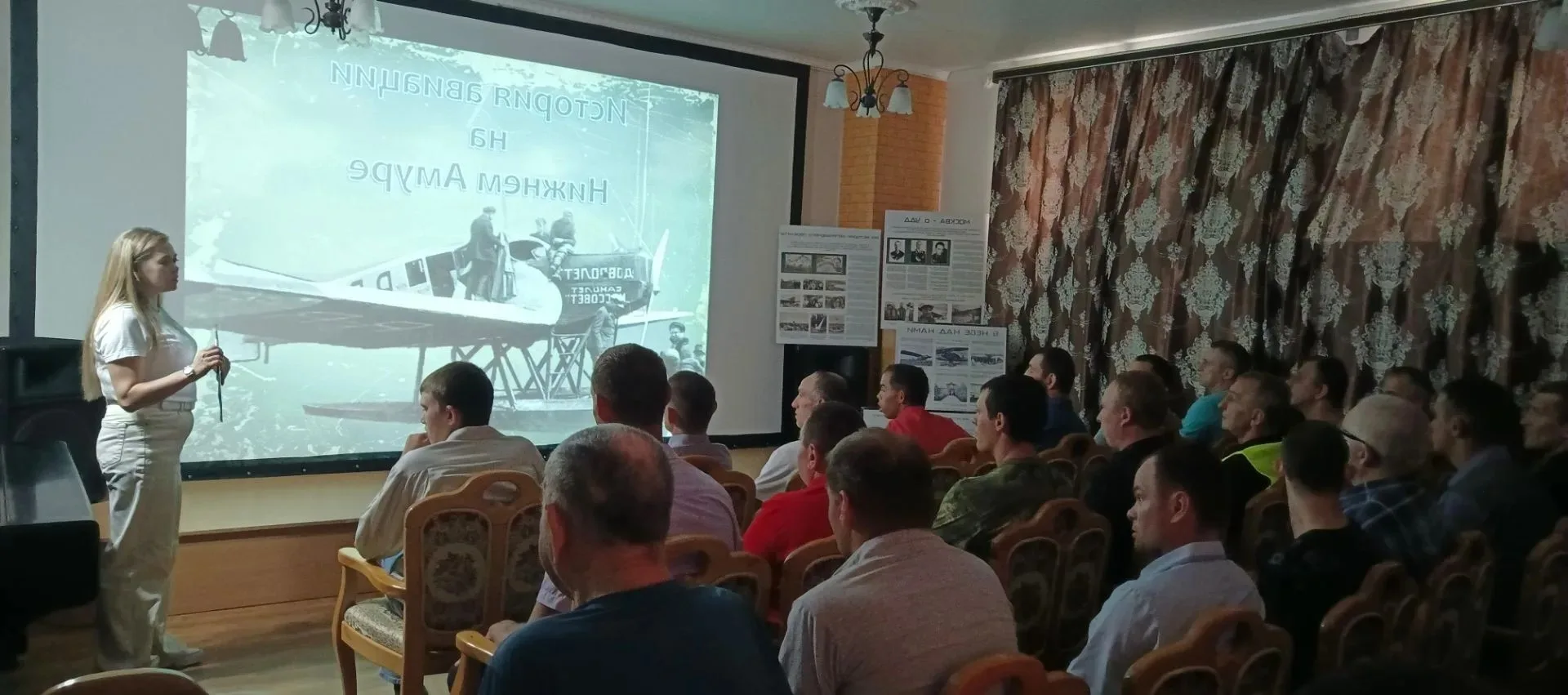 Получатели социальных услуг совершили увлекательную экскурсию в музей и прикоснулись к ...