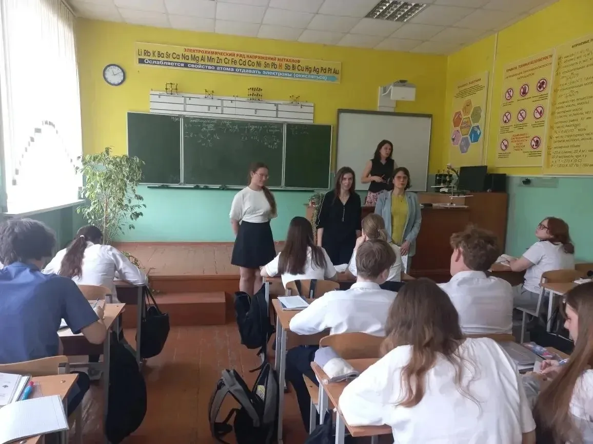 🧮 В ГОСТЯХ У ДЕВЯТИКЛАССНИКОВ: КАФЕДРА МАТЕМАТИКИ И ФИЗИКИ РАССКАЗАЛА О ГЛАВНОМ 🎓