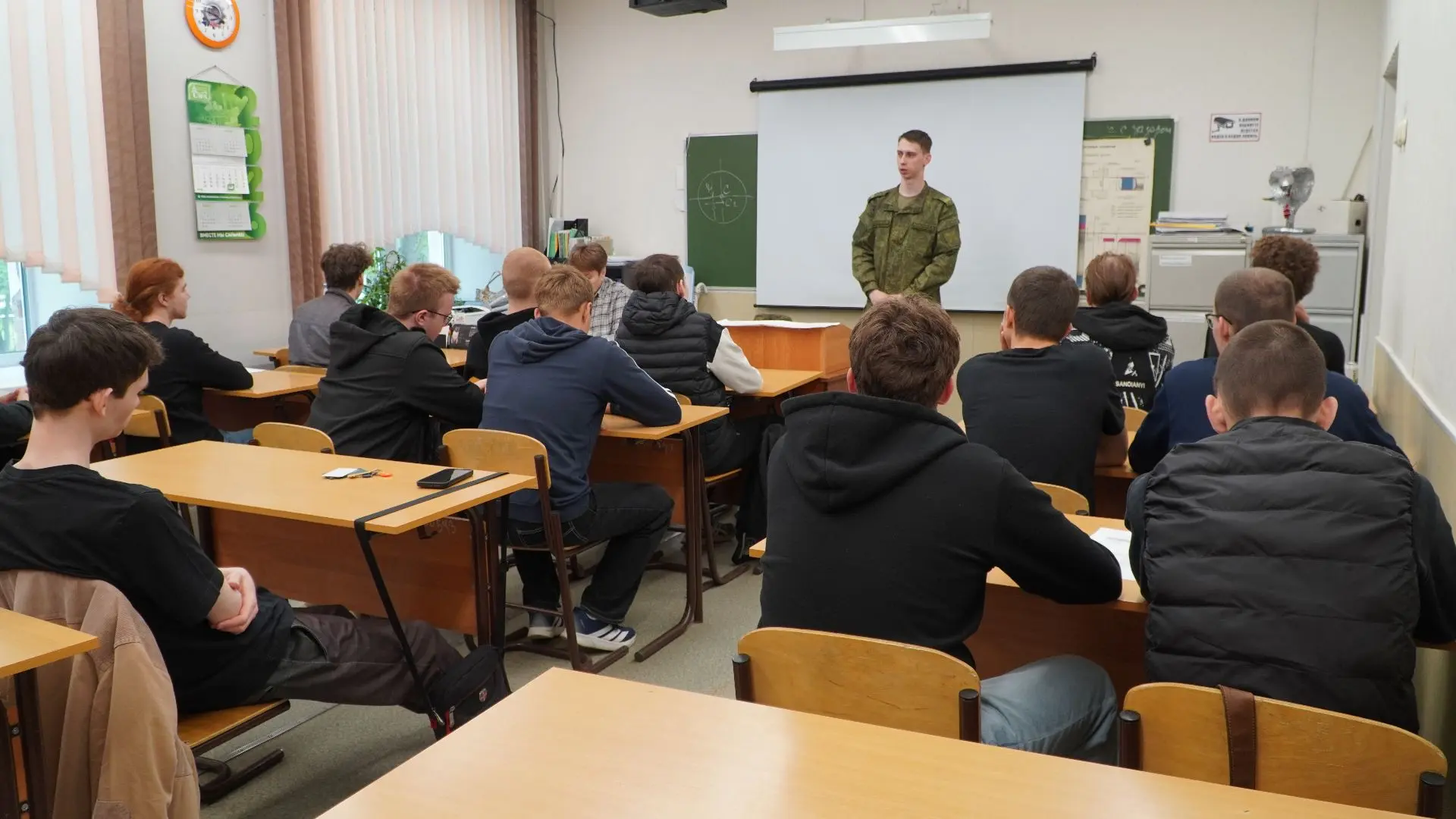 Мир беспилотной авиации: встреча с экспертом

1 июня для студентов выпускной группы МРПО-41  состоял