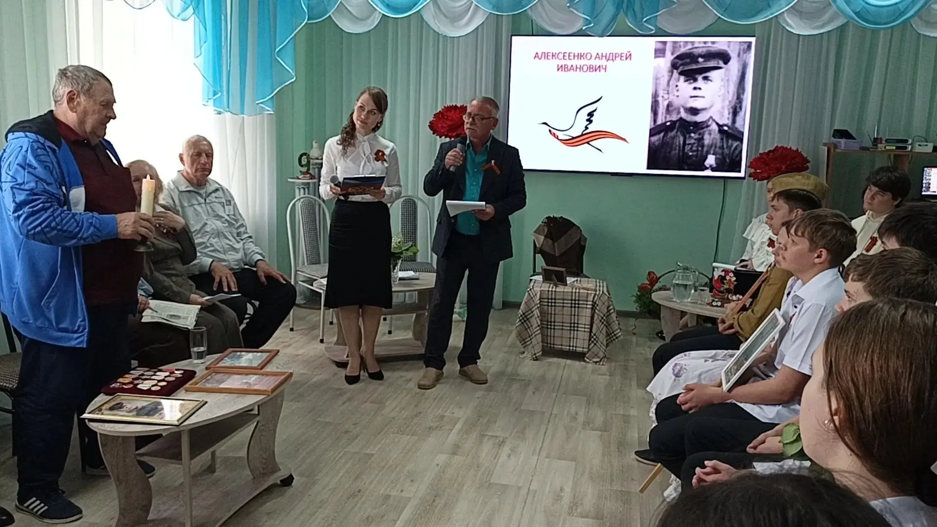 В преддверии Дня Великой Победы прошла трогательная встреча поколений «Журавли нашей памяти». На ней