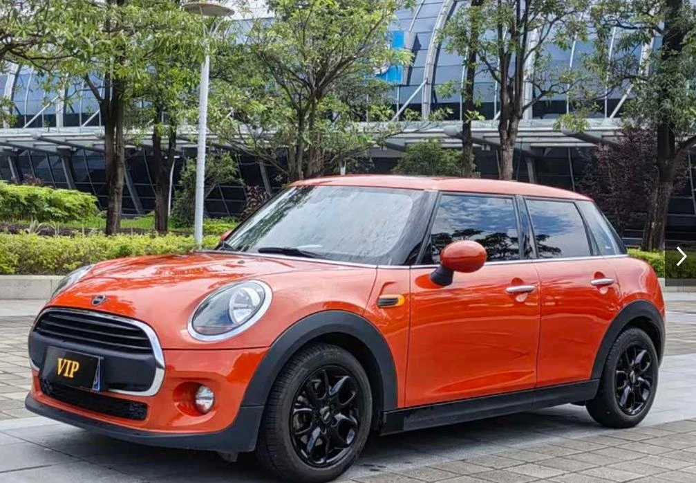 🚗 MINI
