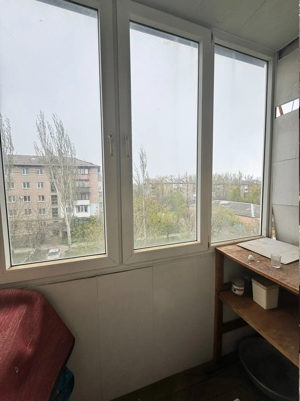 Горловка! Новый объект!🔄 
Продам 2-х ком.кв-у, ЦГР. пр. Победы 110, 4/5 не угловая. Окна пластик, б