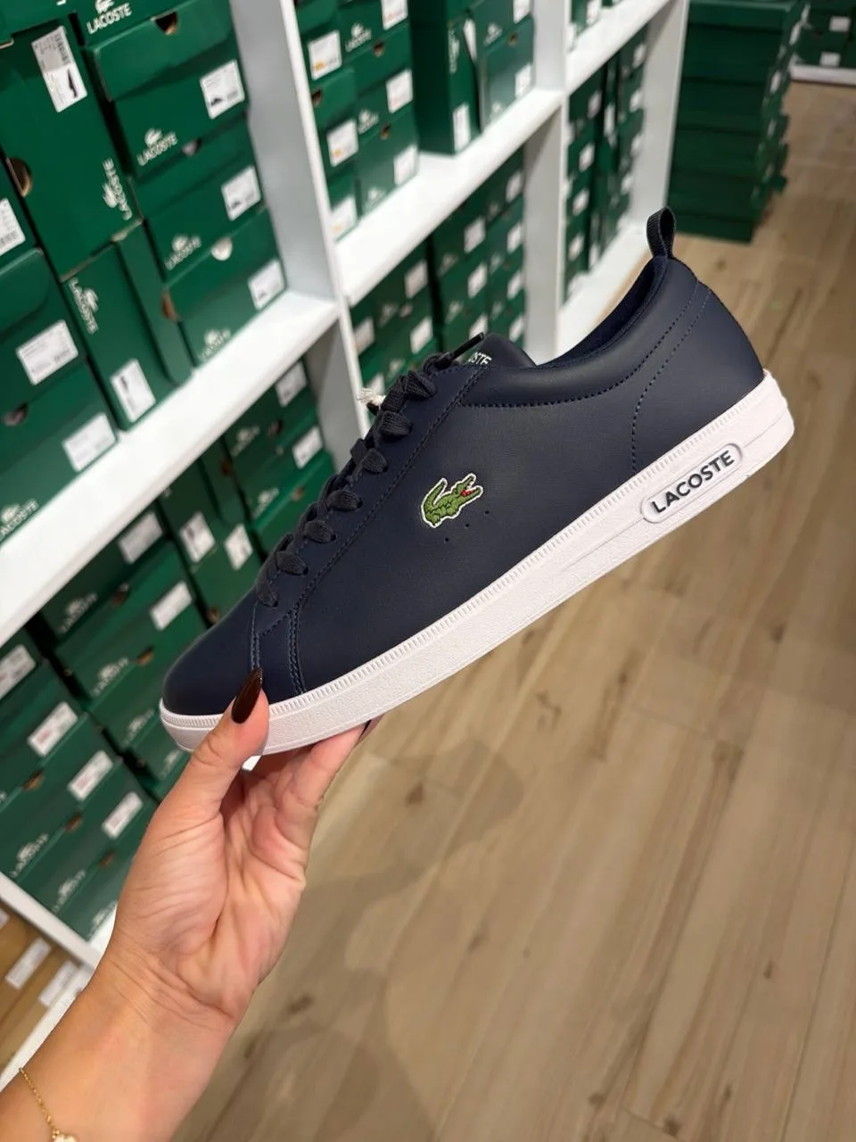 LACOSTE🏷️