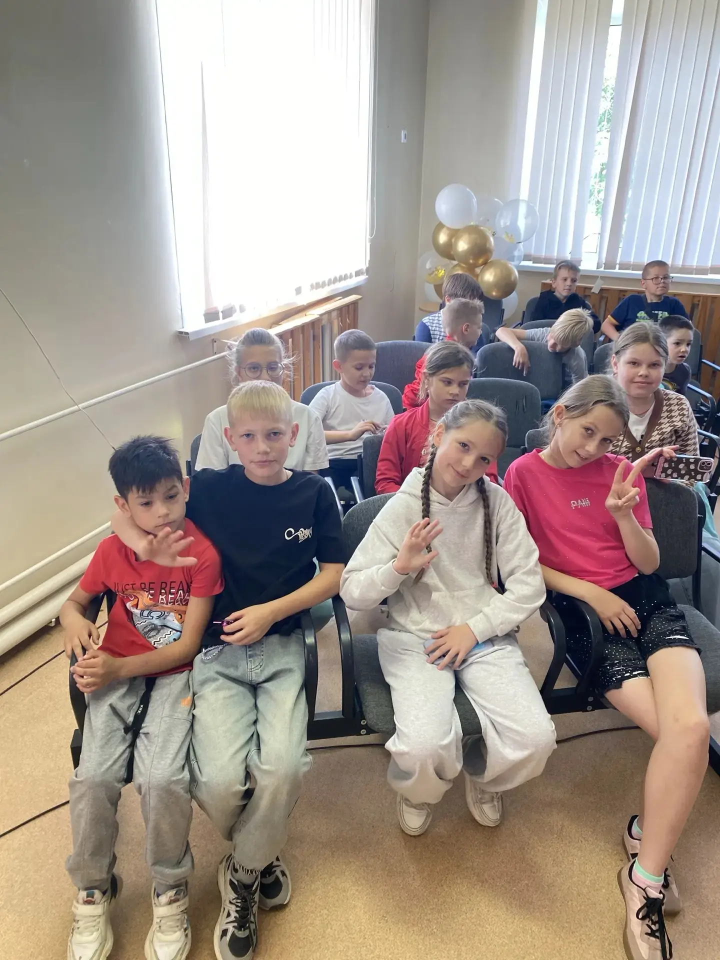 🌈🌟 Состоялось яркое открытие пришкольного лагеря с дневным пребыванием "Карусель ", к...