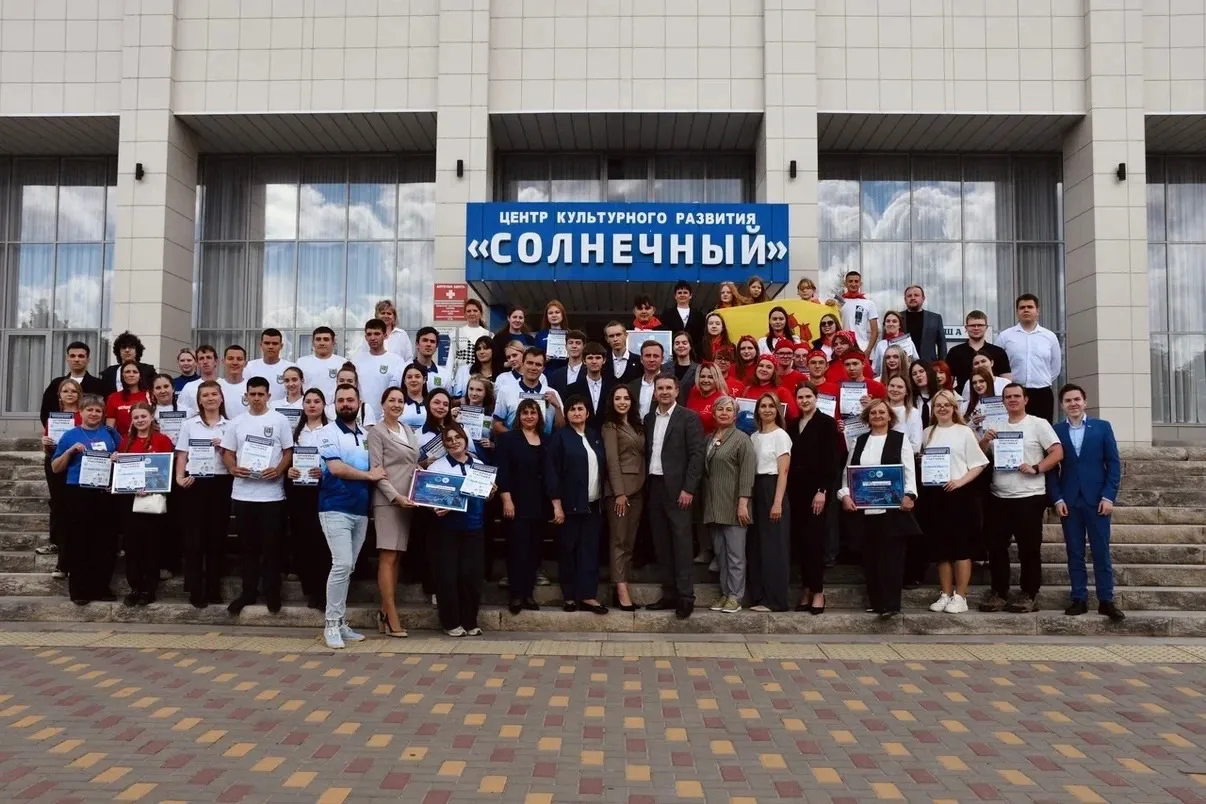 Завершился четвертый поток проекта — с радостью представляем его участников.🤝🏻

Команды, прошедшие