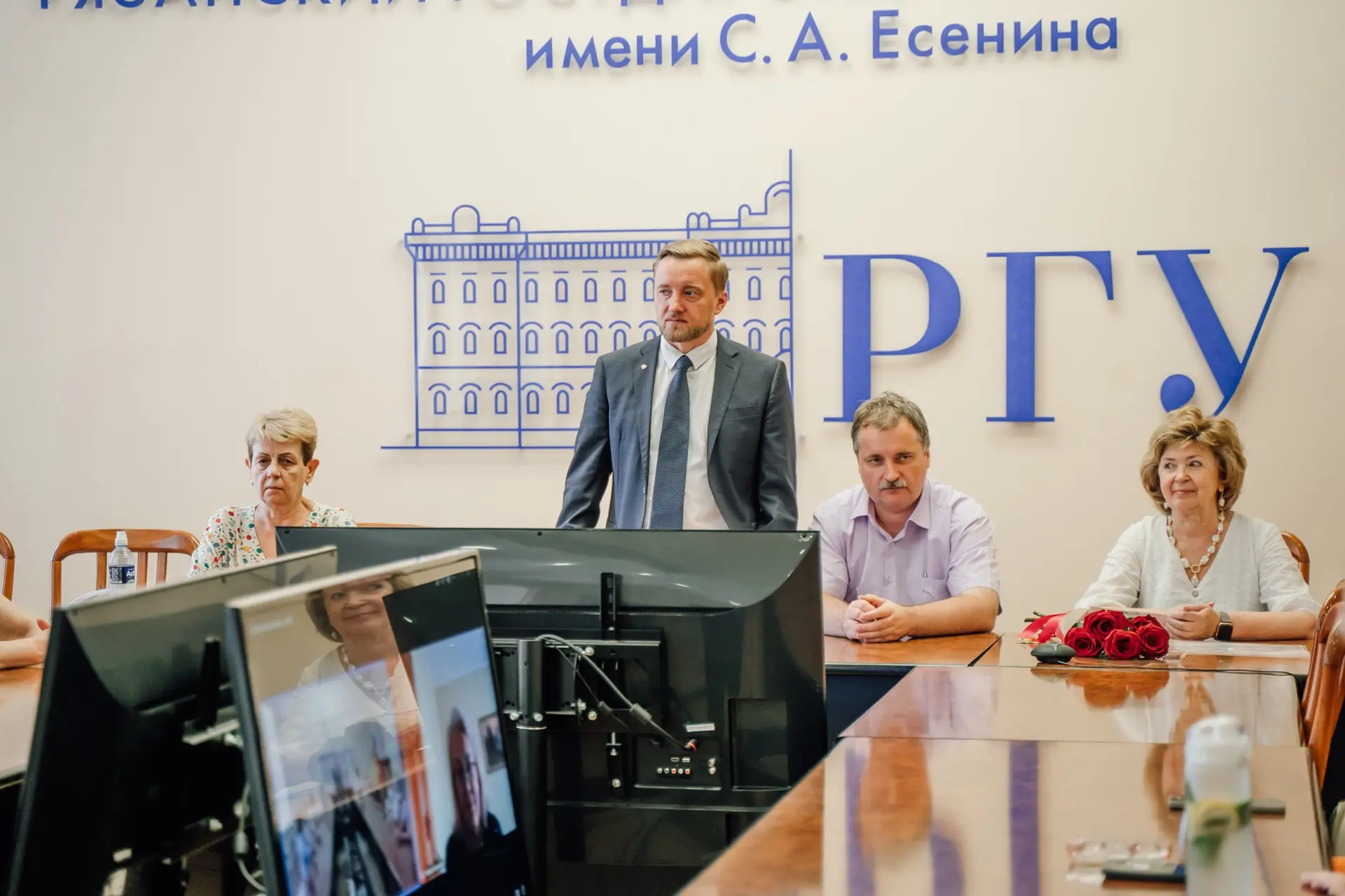 ⛰️ Научные вершины 

В РГУ имени С.А. Есенина прошло заседание диссертационного совета по педагогиче