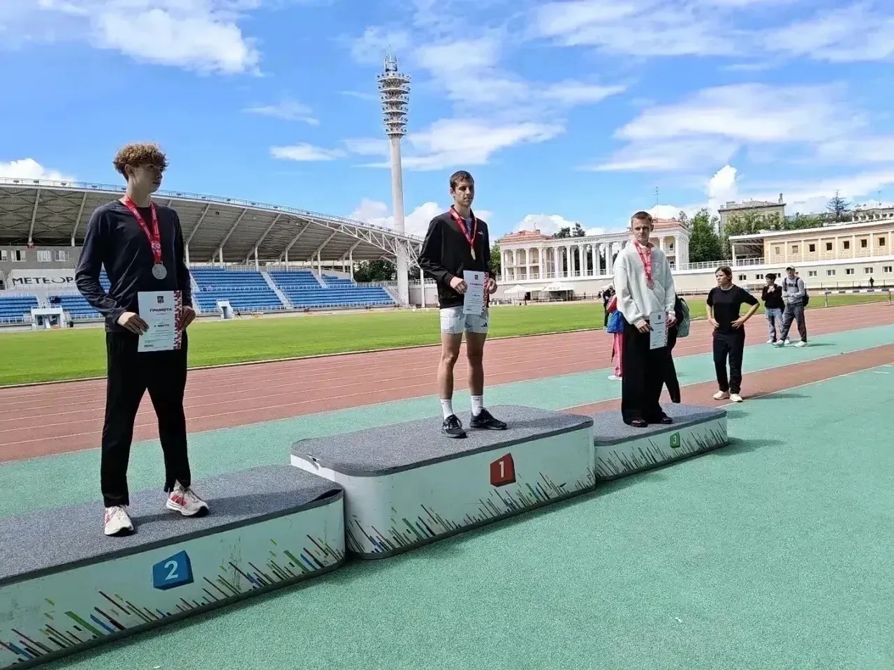 🏁Клинские легкоатлеты успешно выступили на Первенстве Московской области среди юниоров 1️⃣7️⃣-1️⃣8️