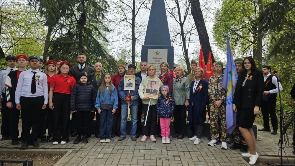 Состоялся торжественный митинг посвященный 81-ой годовщине Победы в Великой Отечественной войне. Мер