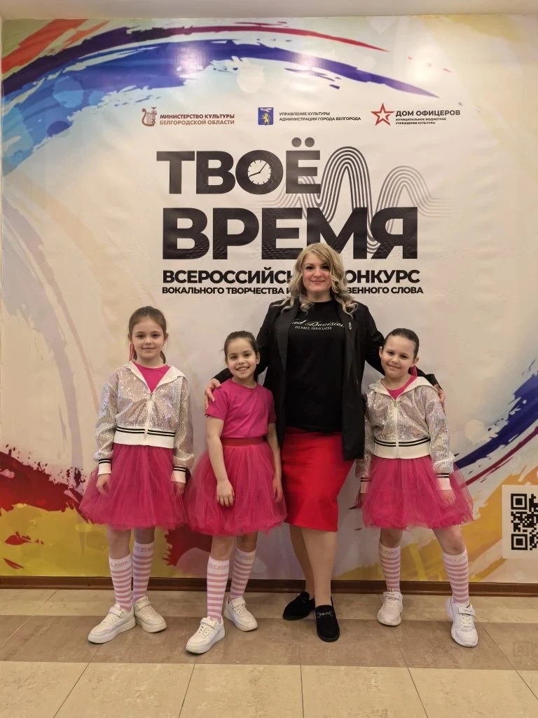 Сегодня в стенах МБУК «Дом офицеров» прошел Всероссийский конкурс вокального творчества и художестве