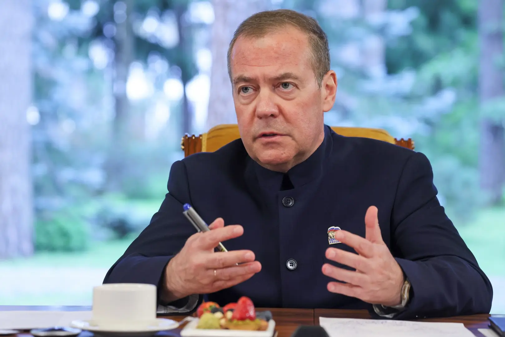 Дмитрий Медведев: необходимы международные договорённости о принципах регулирования ИИ