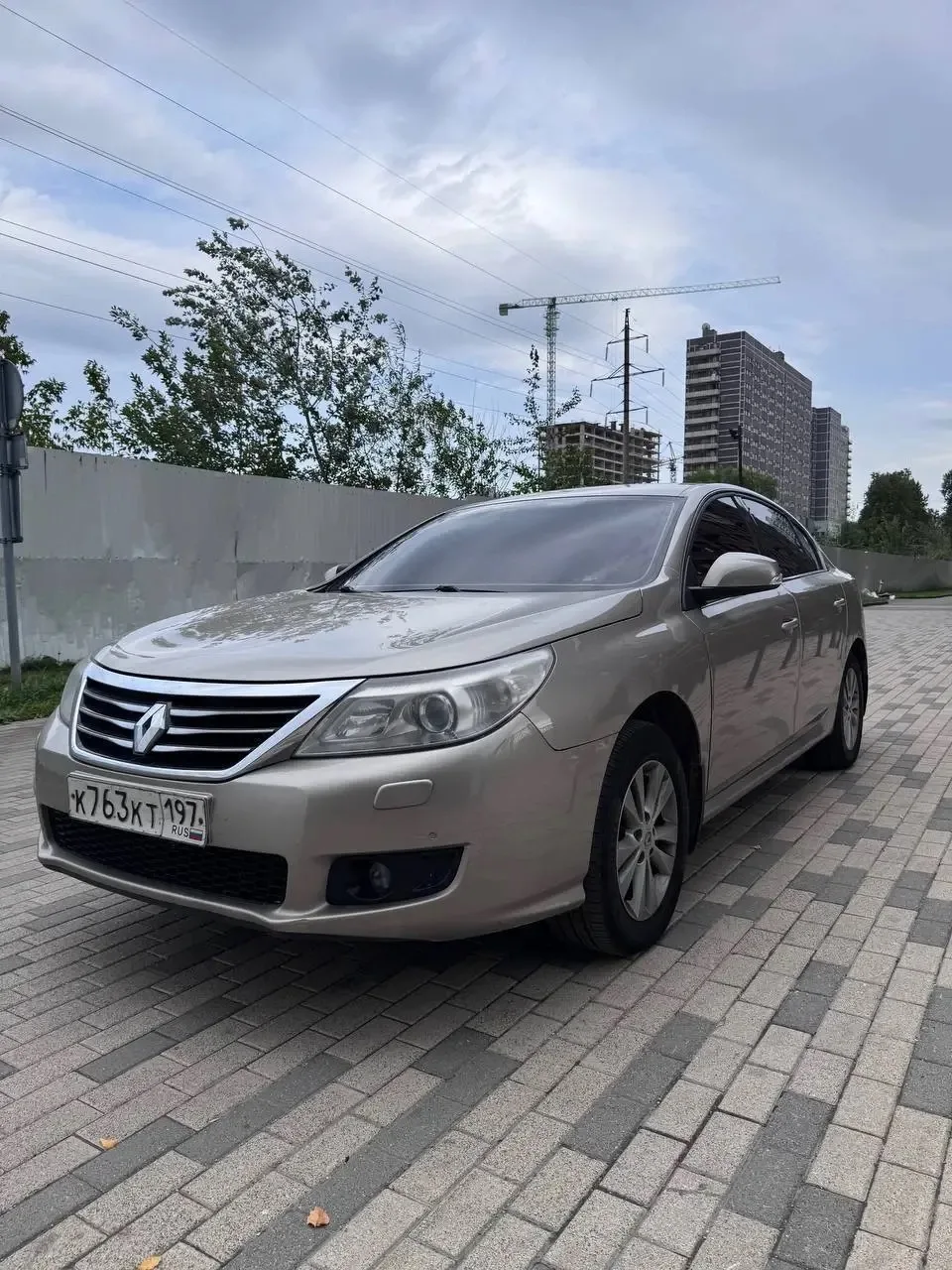 RENAULT LATITUDE