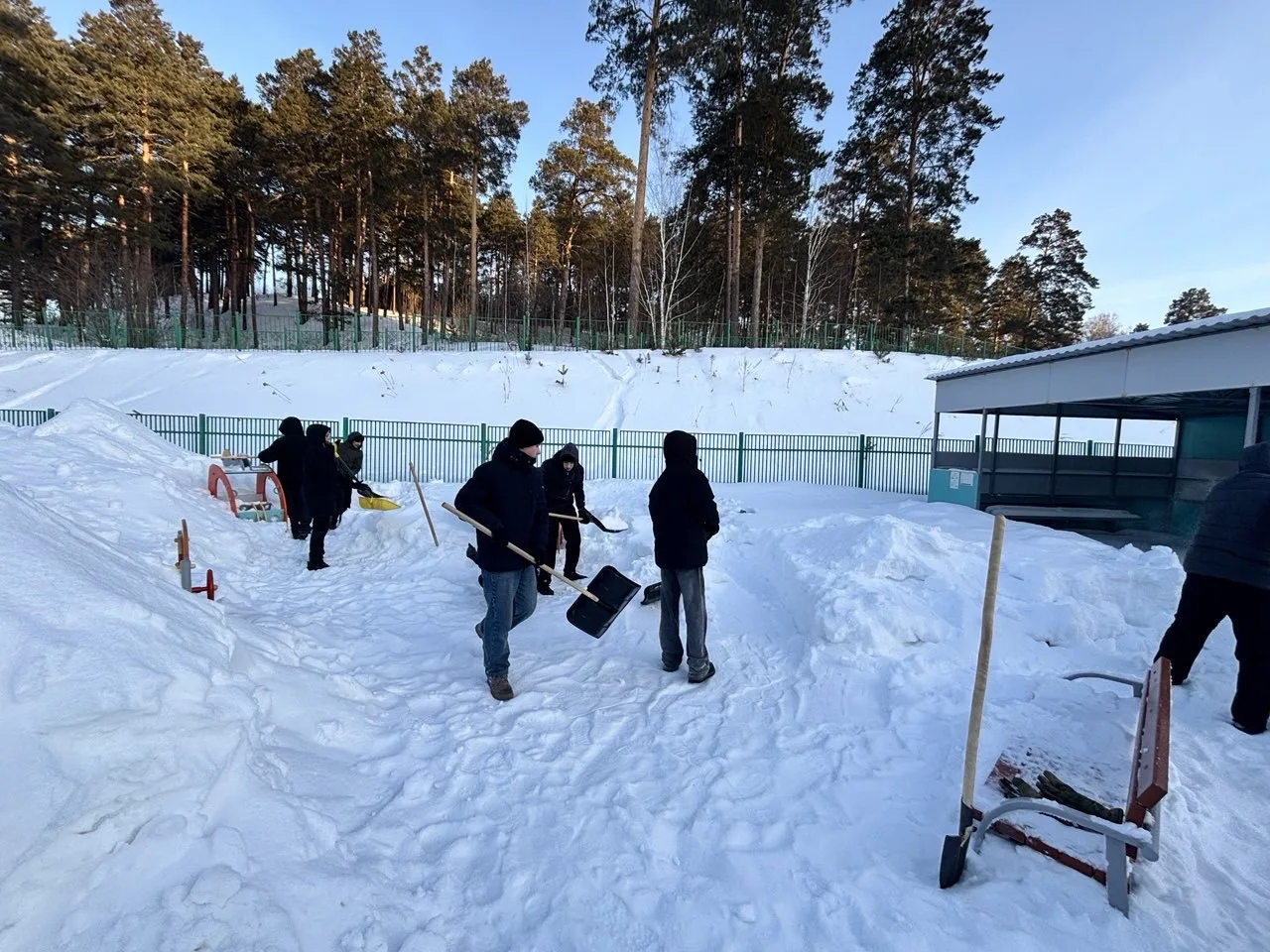 ❄️ «Снежная вахта» — 2026  Ученики нашей школы с энтузиазмом присоединились к городскому конкурсу по
