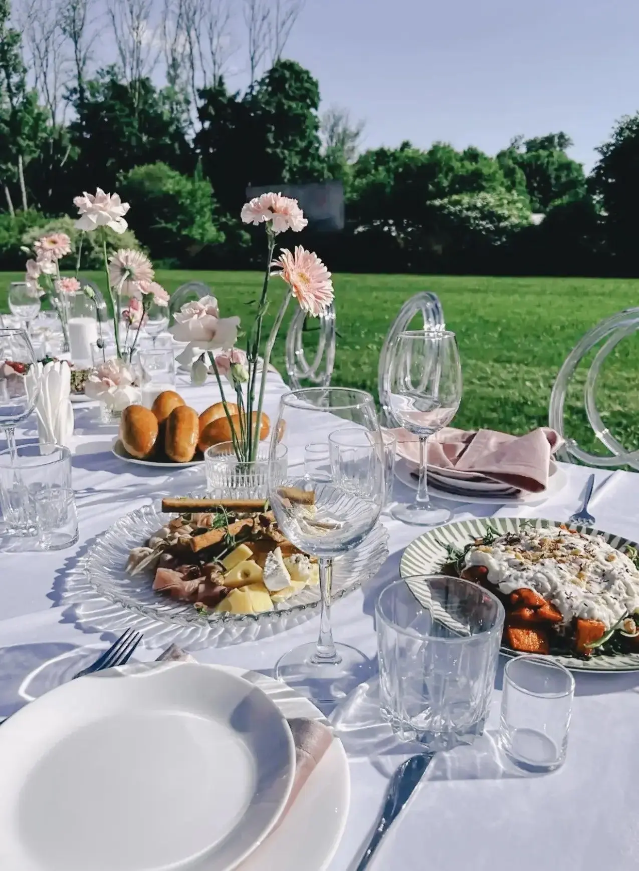 4 июня команда CUPCATERING стала частью особенного события — празднования годовщины свадьбы Юлия Тар