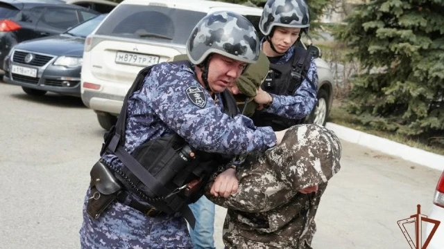 Агрессивный пациент избил медсестру в больнице Чебоксар

Фото: 21.rosguard gov ru. Автор: Симикова П