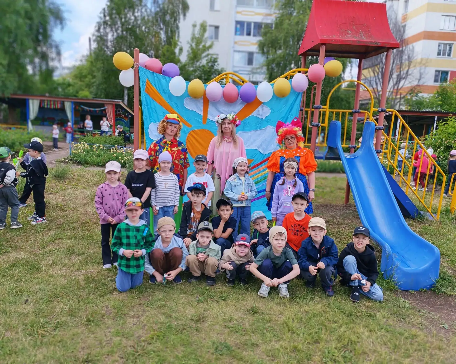Первого июня мы отмечаем один из самых теплых праздников - Международный день защиты де...