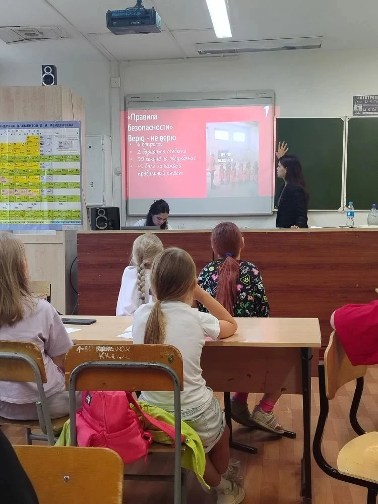 🌊 Два дня, полных приключений и творчества! 🌊

Эти два дня в нашем пришкольном лагере пролетели не