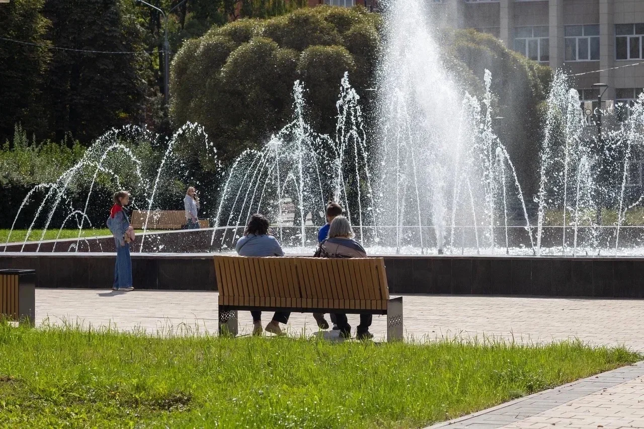 ⛲️Вчера, 1 мая, в Смоленске запустили все городские фонтаны. К этому дню готовились заранее: специал