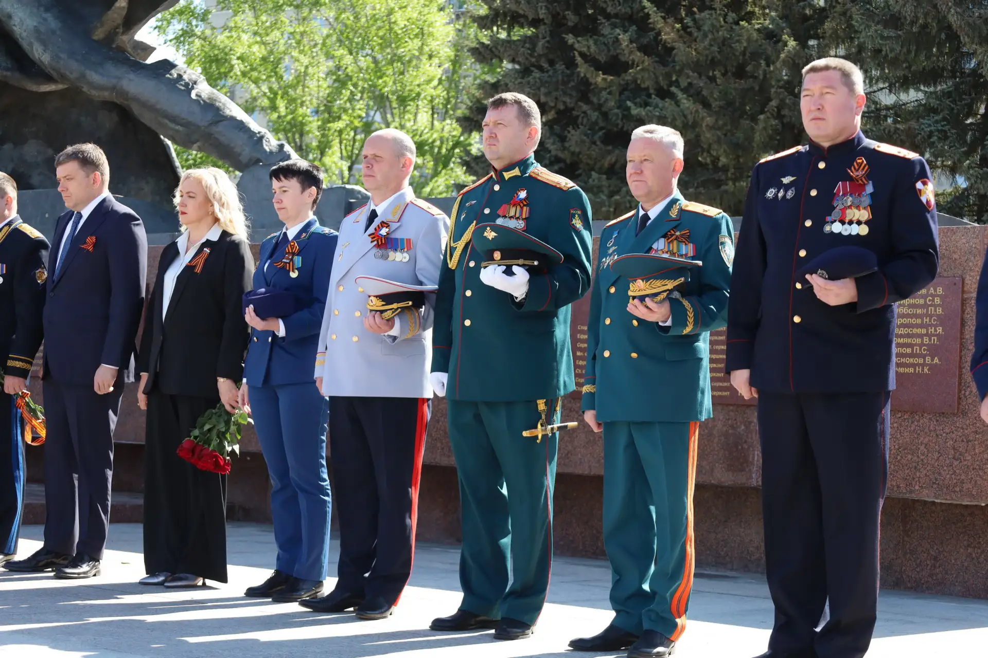 Костромские полицейские приняли участие в памятных мероприятиях, посвященных 81-годовщине Победы в В