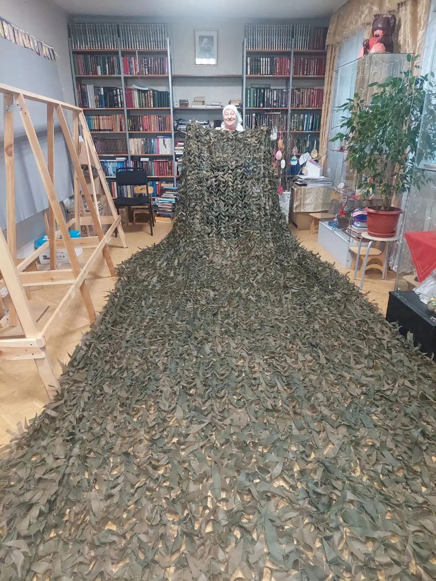 Труженицы Храма иконы Божией матери Феодоровская сплели очередную сеть для защиты бойцо...