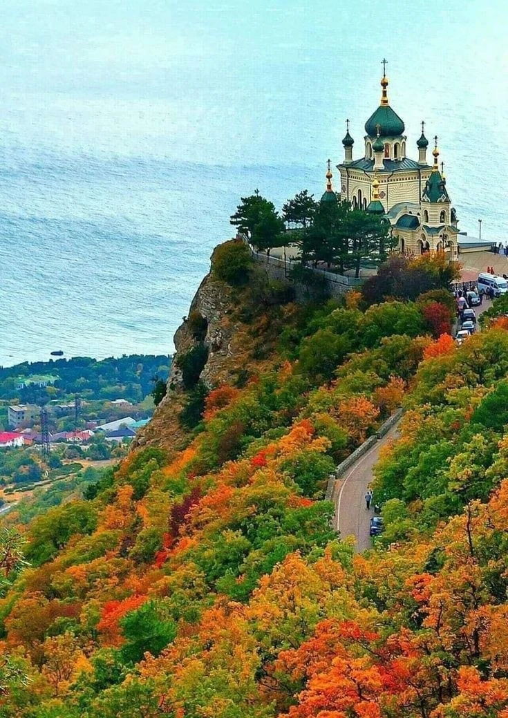 Мы приходим в сей мир не для того, чтобы наслаждаться им, а чтобы спастись от него.
Мы приходим в эт