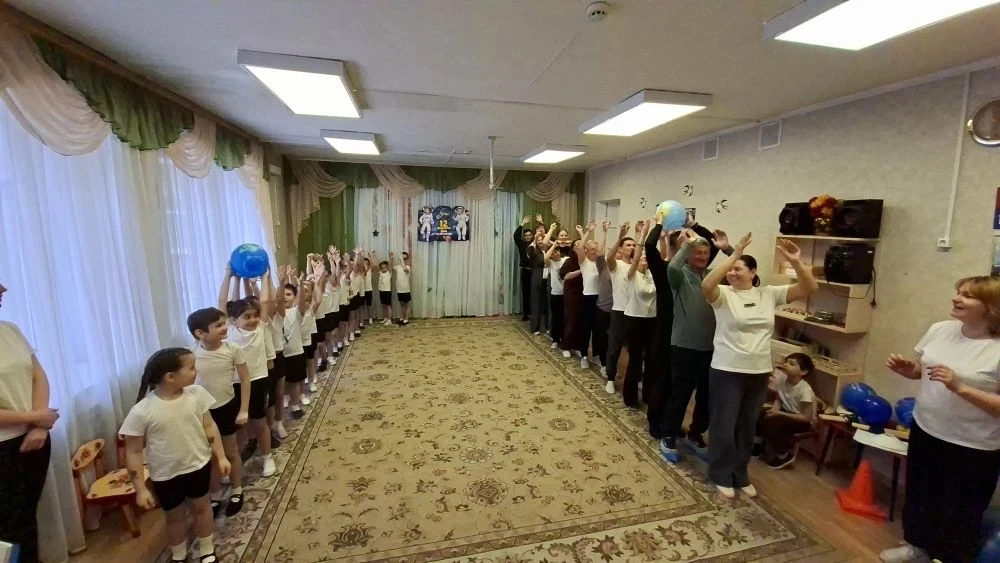 В рамках реализации проекта "Предшкола: стандарт детского сада" на каникулярной неделе “Ступеньки к 