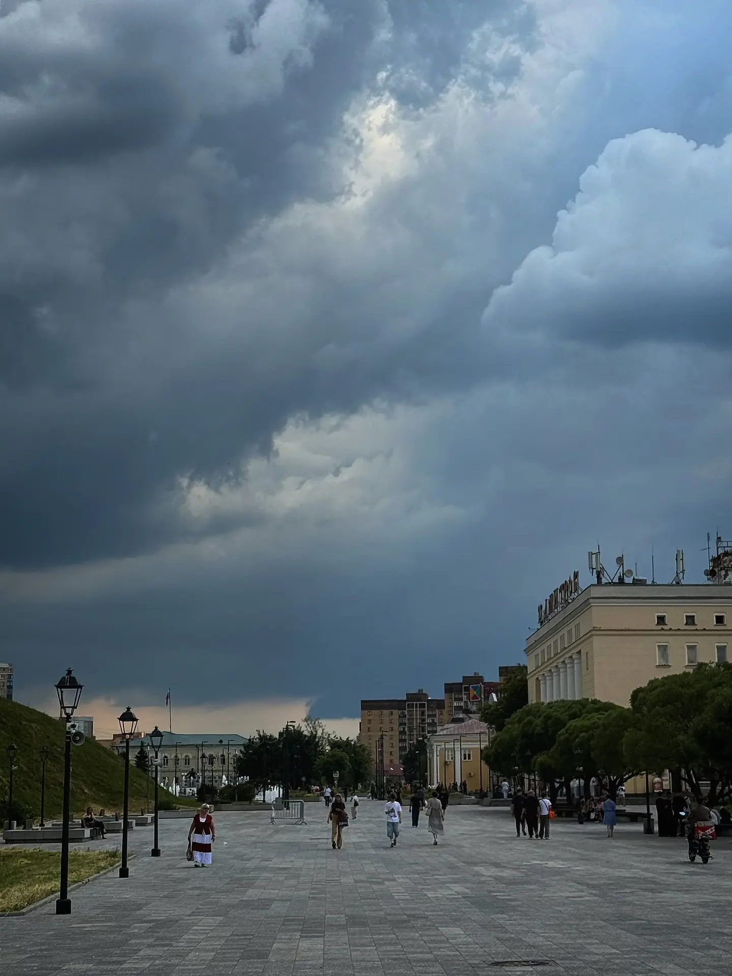 Похоже сейчас накроет дождь 🌧️