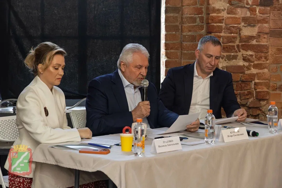 Новый кулинарный бренд «Нарский крендель» появился в нашем округе — его представили на заседании Сов