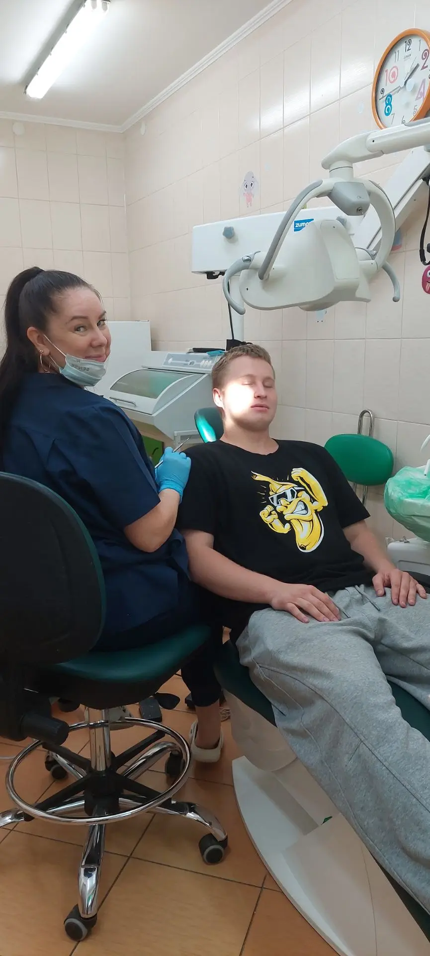 Про насыщенный день я не шутил))🤪
С утра  посетили моего любимого стоматолога Светлану Валериевну, 