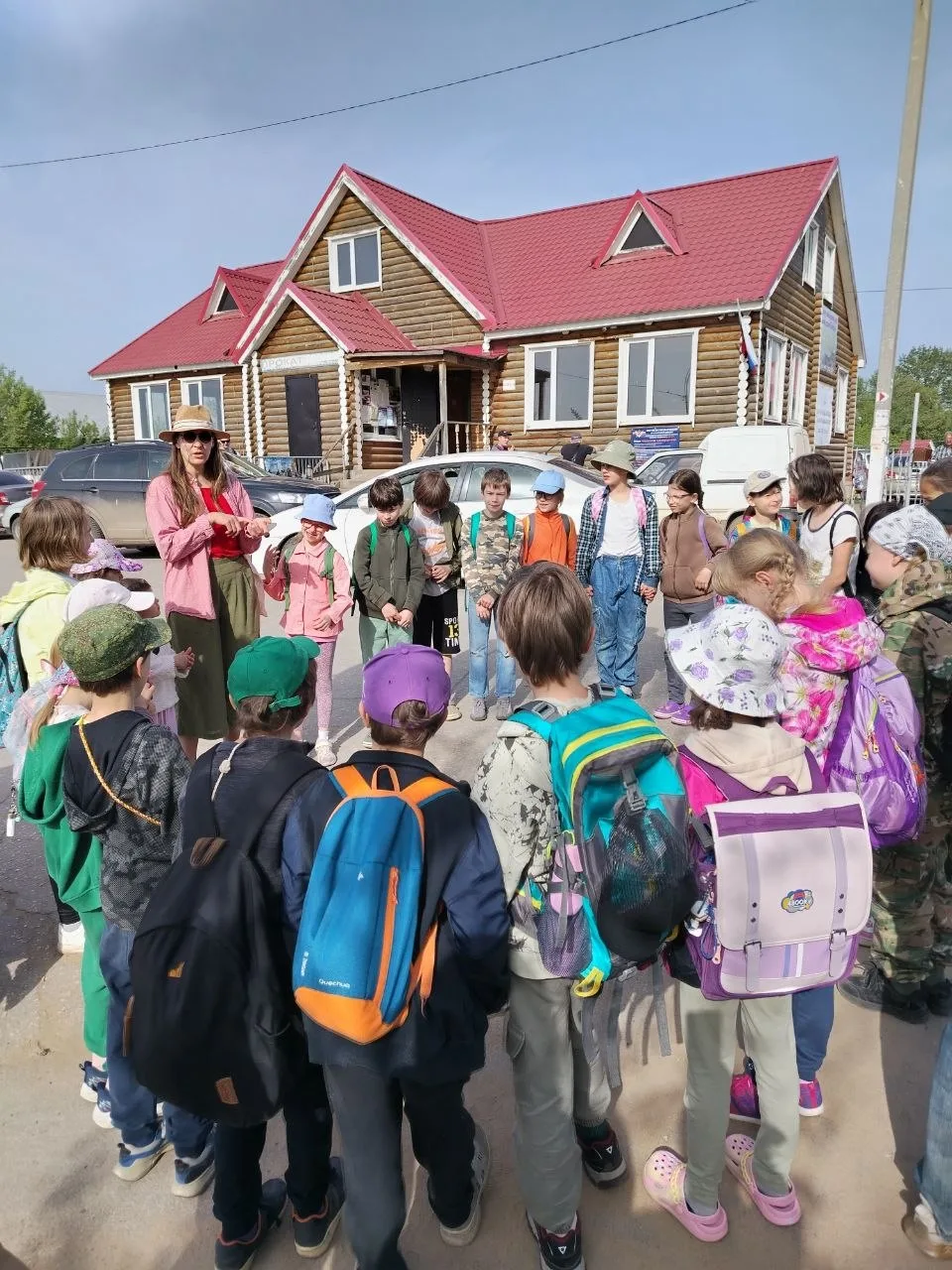 В нашей школе второе полугодие третьего класса ознаменовано темой «Человек на Земле».
Одной из самых
