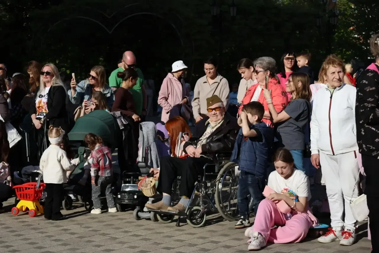 💫Тем временем в сквере «Сердце Губернского» прошел фестиваль «Краснодар – Дом молодежи»   Он объедин