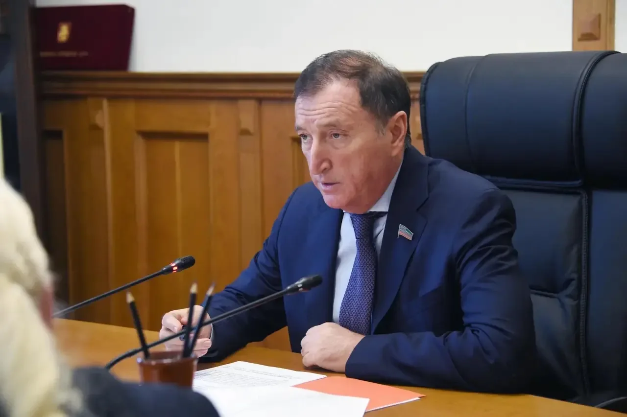 📑 Заур Аскендеров обозначил ключевые задачи нового созыва: бюджет, работа с избирателя...