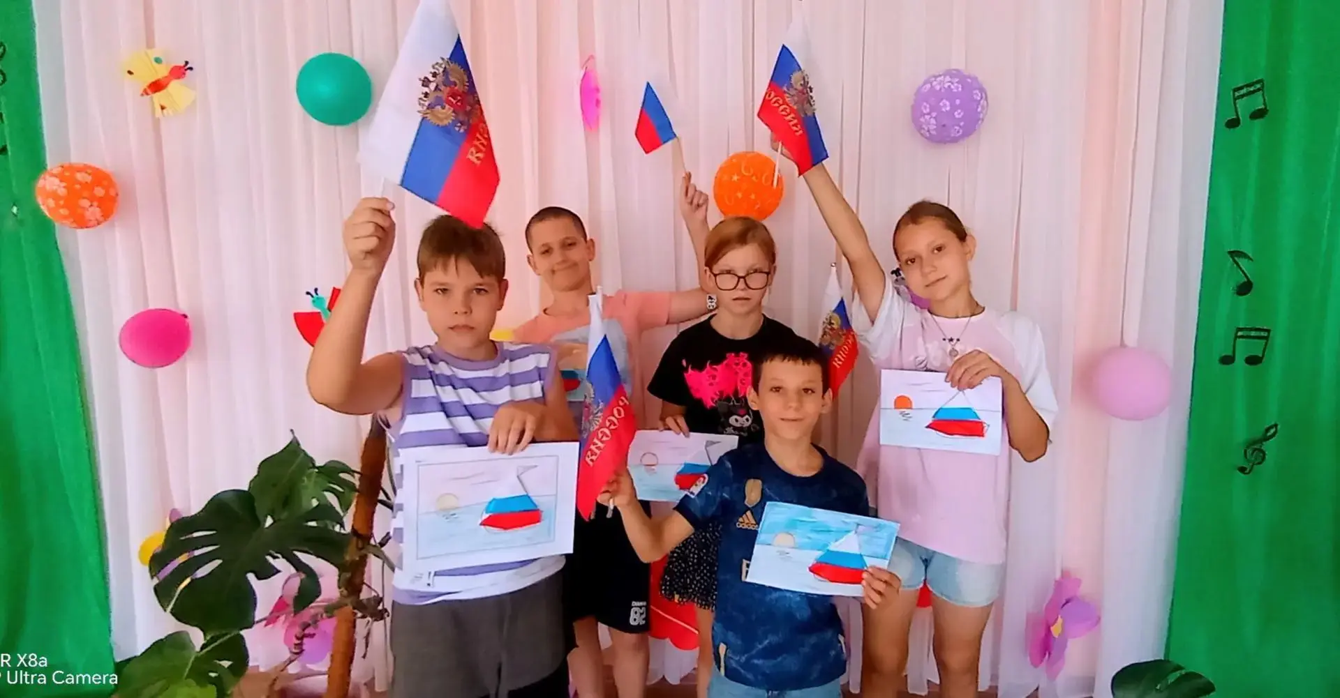 🎉 В преддверии Дня Государственного флага Российской Федерации ребята погрузились в ат...