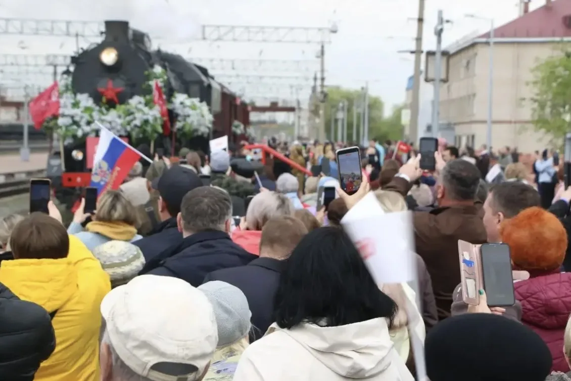 Добрый день, дорогие друзья!   Сегодня, в очередной раз, под знакомый стук колес мы встречали нашу п